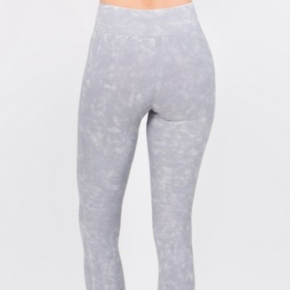 Vintage Wash Moto Detailed Seamless Tights - Picture 2 of 7